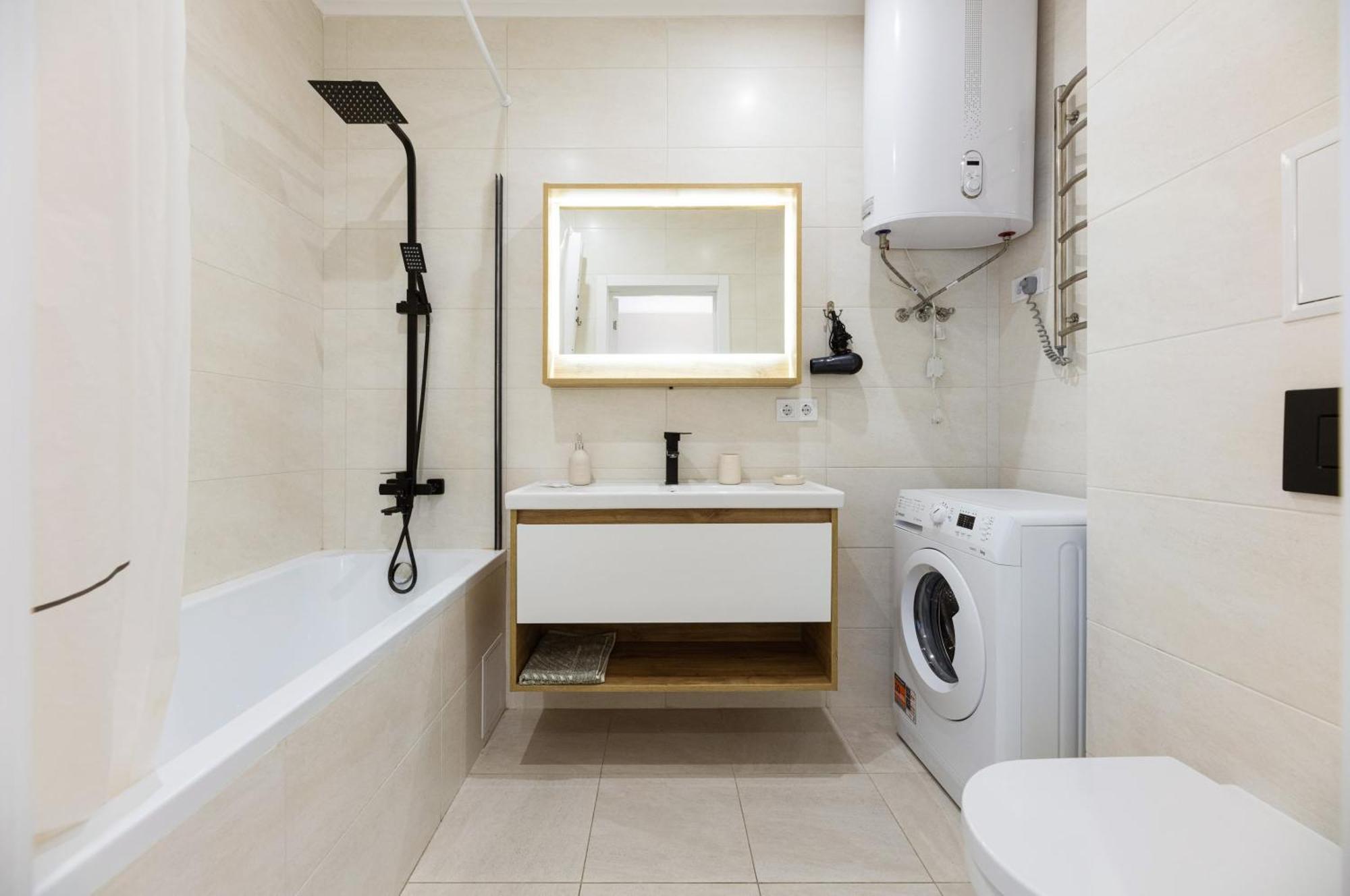 Квартири Люкс Метро Чернігівська Apartamento Kiev Exterior foto